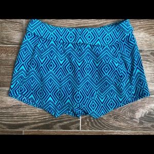 Patterned skort/shorts